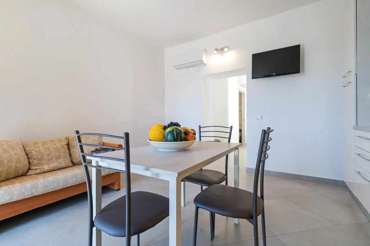Gurosai Appartement Dorgali Italië
