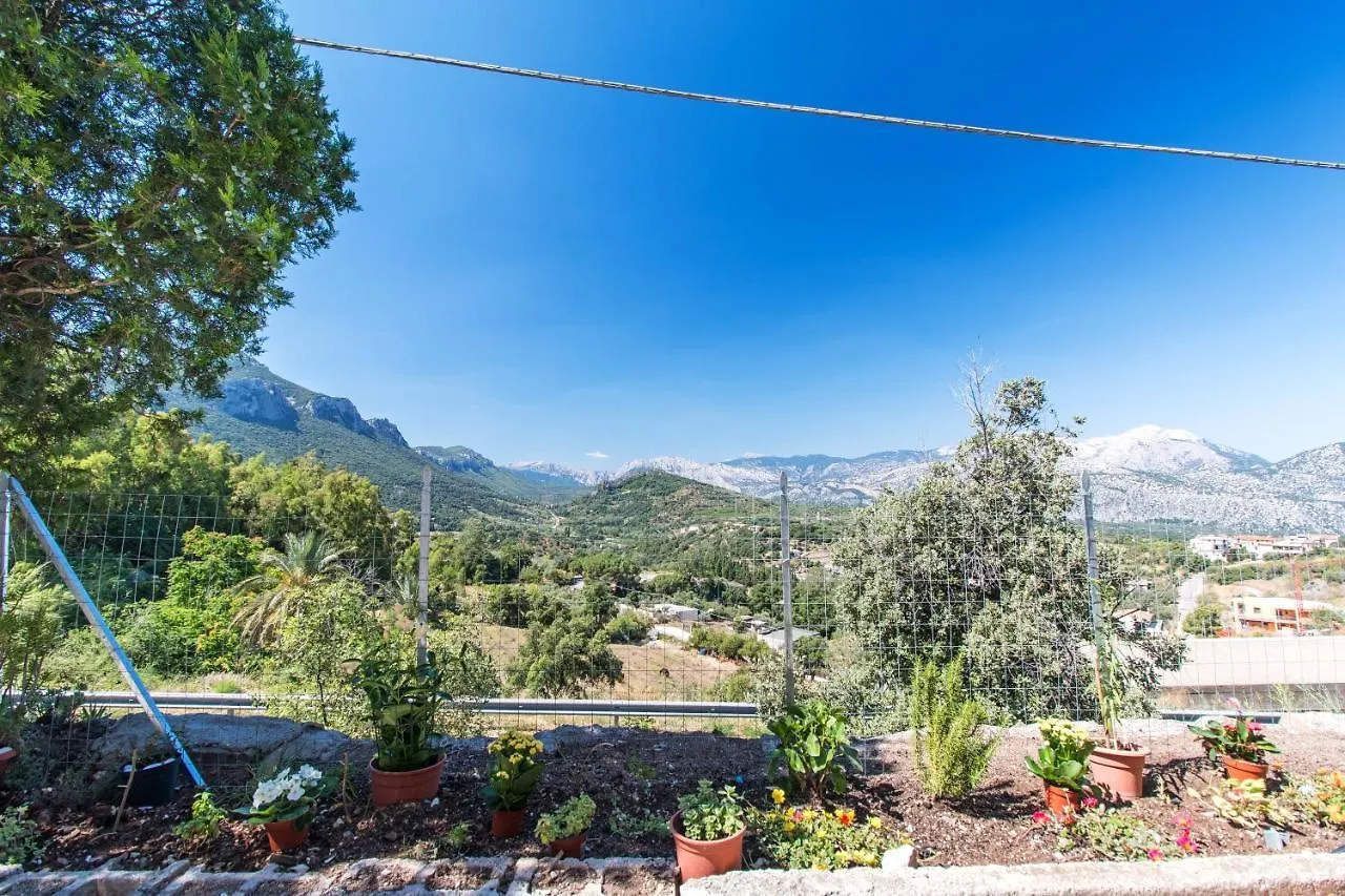 Gurosai Appartement Dorgali 0*,